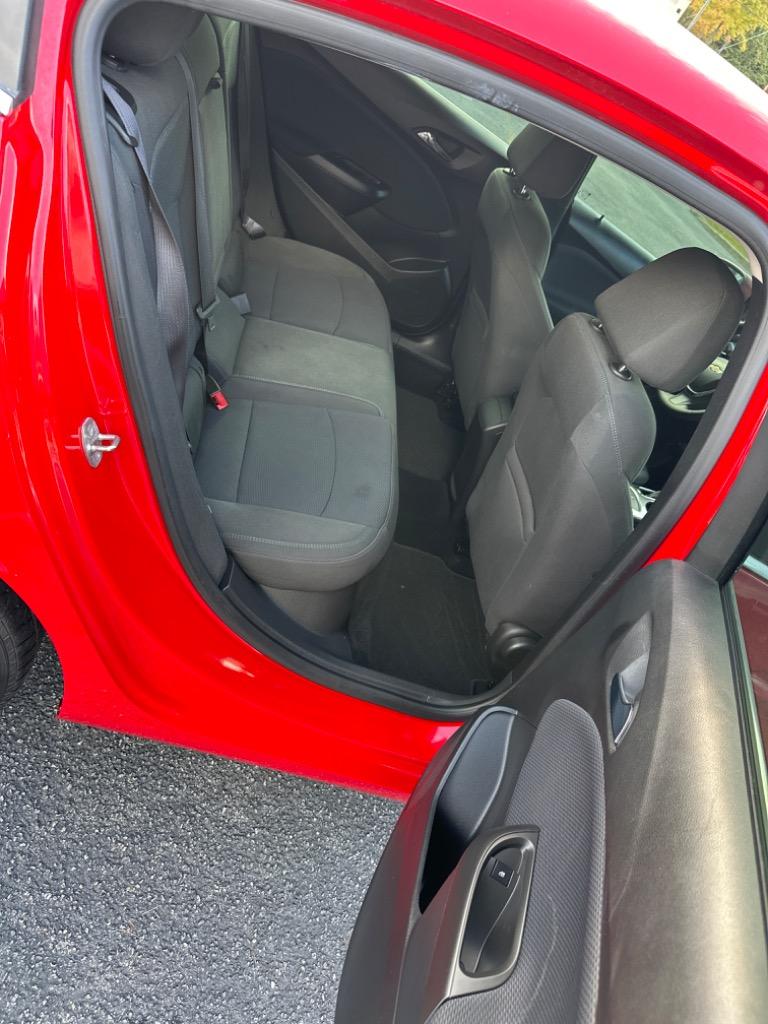 2016 Chevrolet Cruze - $11,495