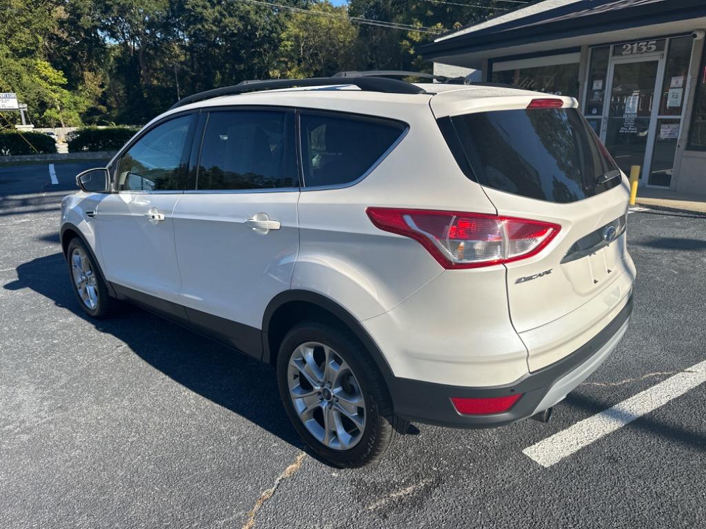 2013 Ford Escape - $9,995