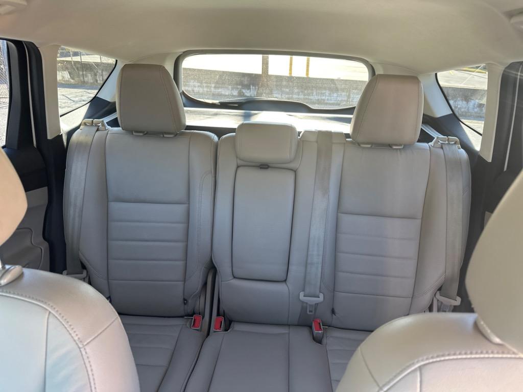 2013 Ford Escape - $9,995