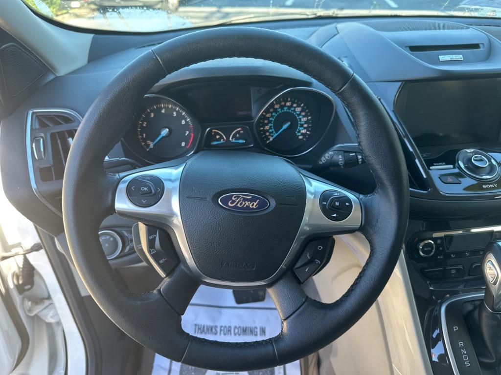 2013 Ford Escape - $9,995
