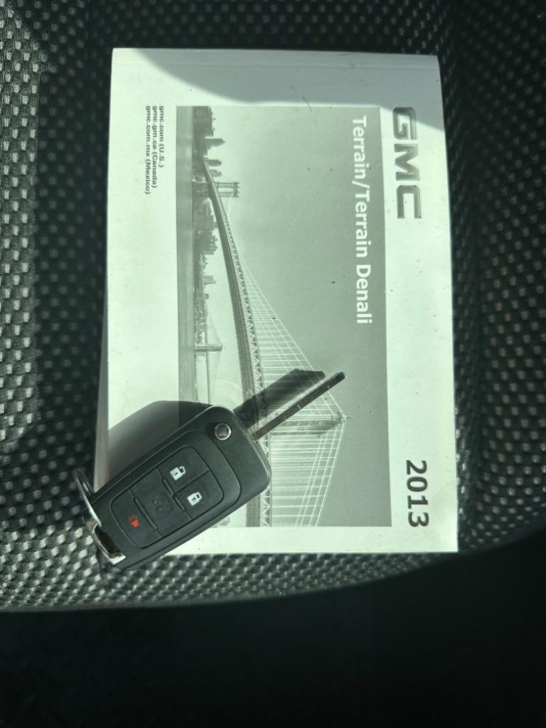 2013 GMC Terrain SLE-2 photo