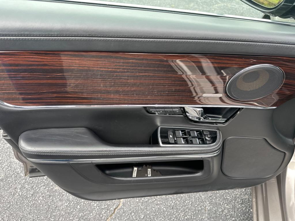 2011 Jaguar XF - $13,995