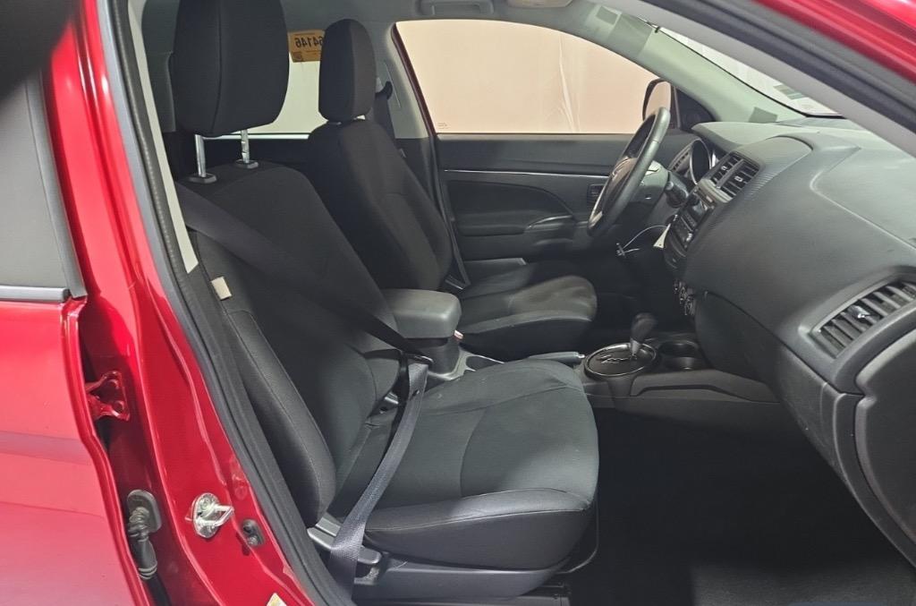 2015 Mitsubishi Outlander - $8,995