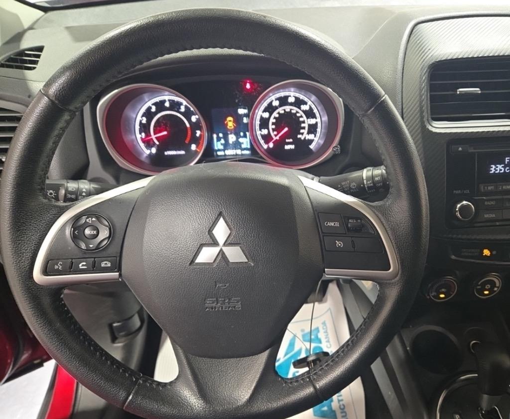 2015 Mitsubishi Outlander - $8,995
