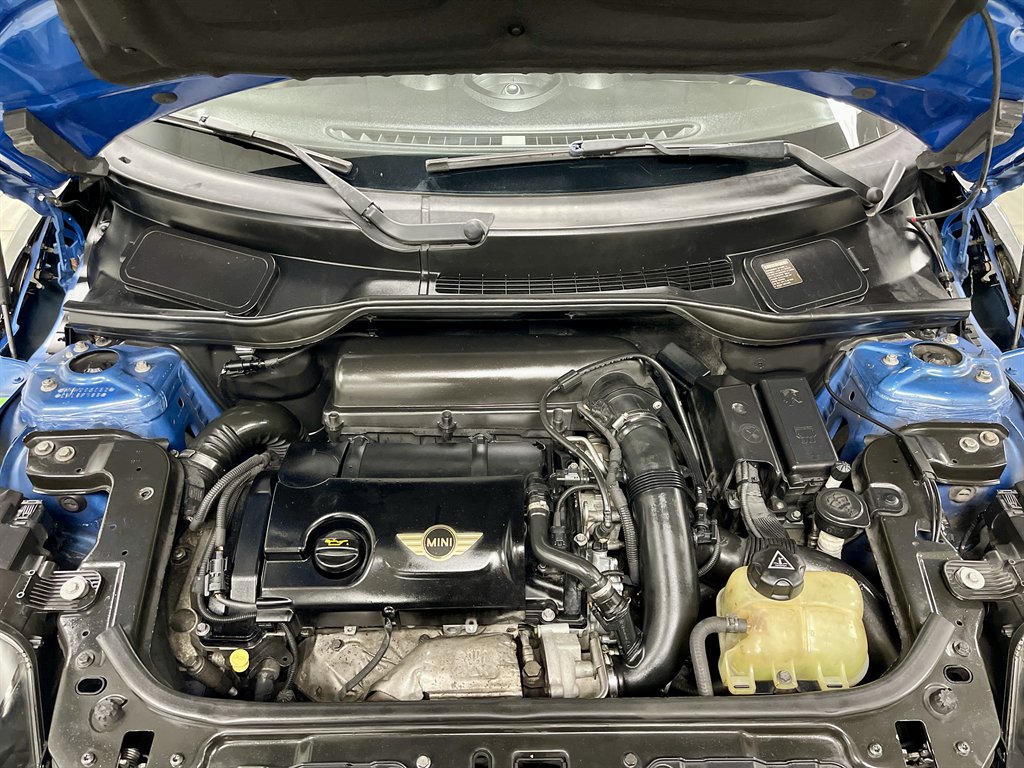 2012 MINI RDX S photo