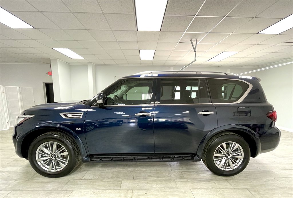 2018 Infiniti QX80 photo