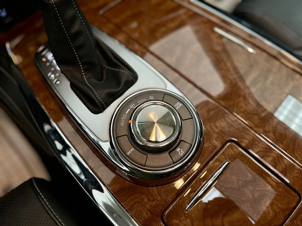 2018 Infiniti QX80 photo