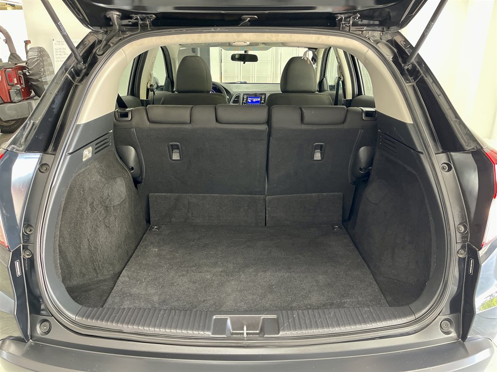 2016 Honda HR-V LX photo