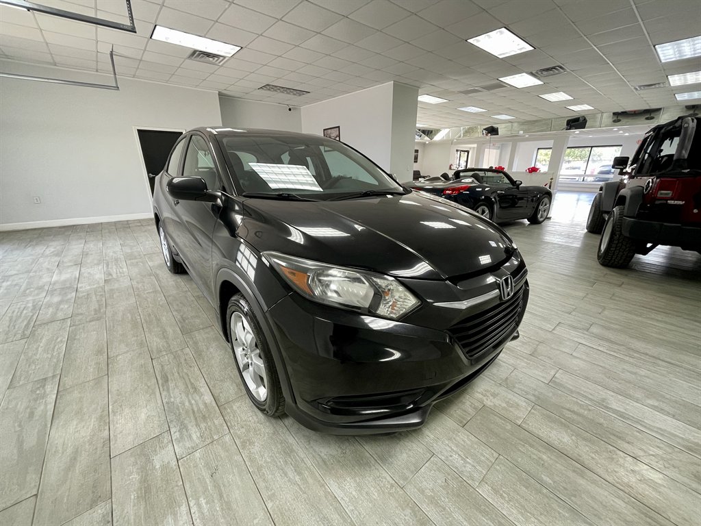 2016 Honda HR-V LX photo