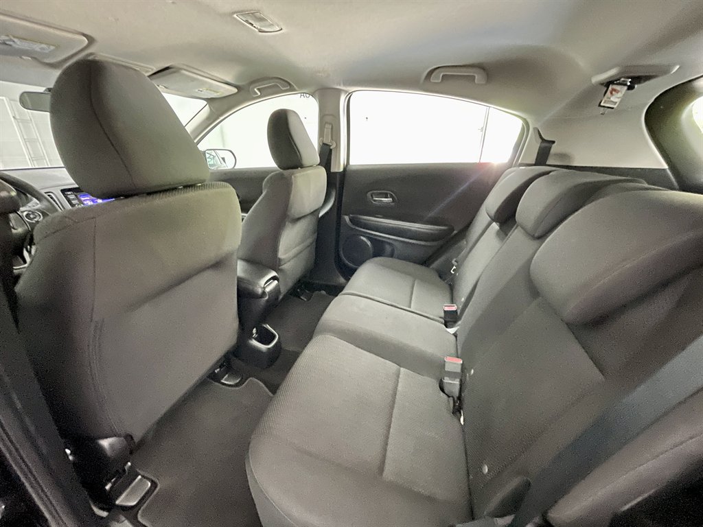 2016 Honda HR-V LX photo