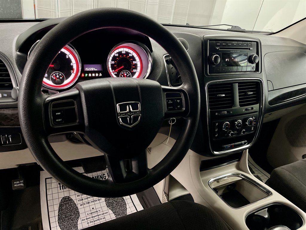 2013 Dodge Grand Caravan SXT photo