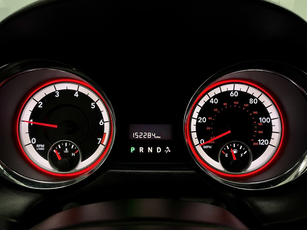 2013 Dodge Grand Caravan SXT photo