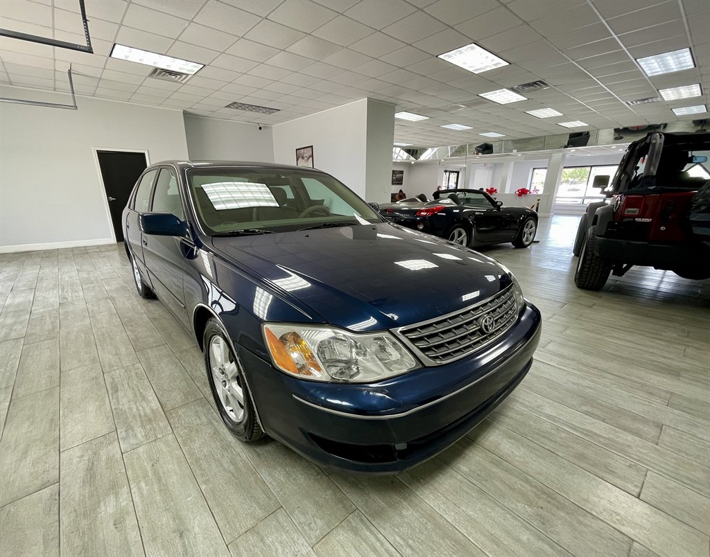 2003 Toyota Avalon XL photo