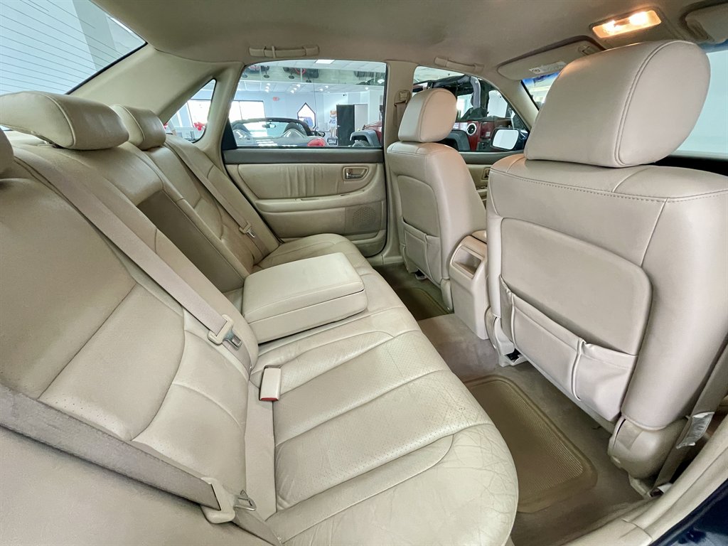 2003 Toyota Avalon XL photo