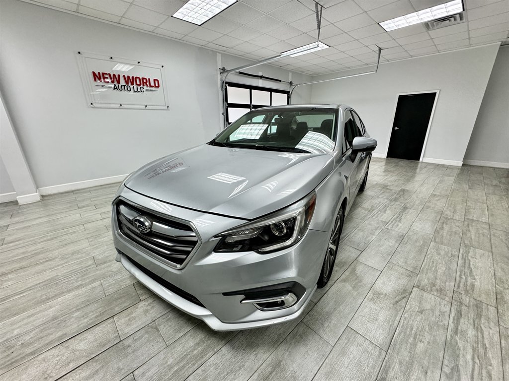 2018 Subaru Legacy Limited photo