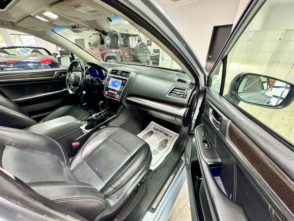 2018 Subaru Legacy Limited photo