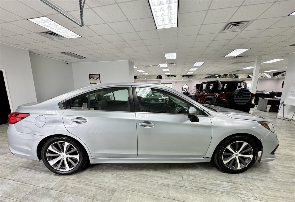 2018 Subaru Legacy Limited photo