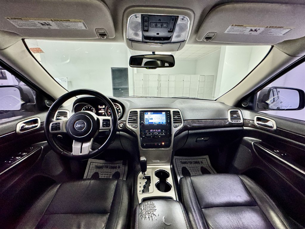 2011 Jeep Grand Cherokee Laredo photo