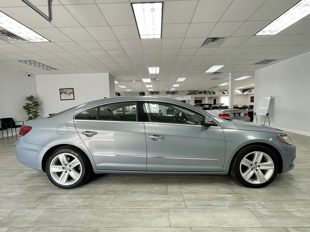 2013 Volkswagen CC Sport photo