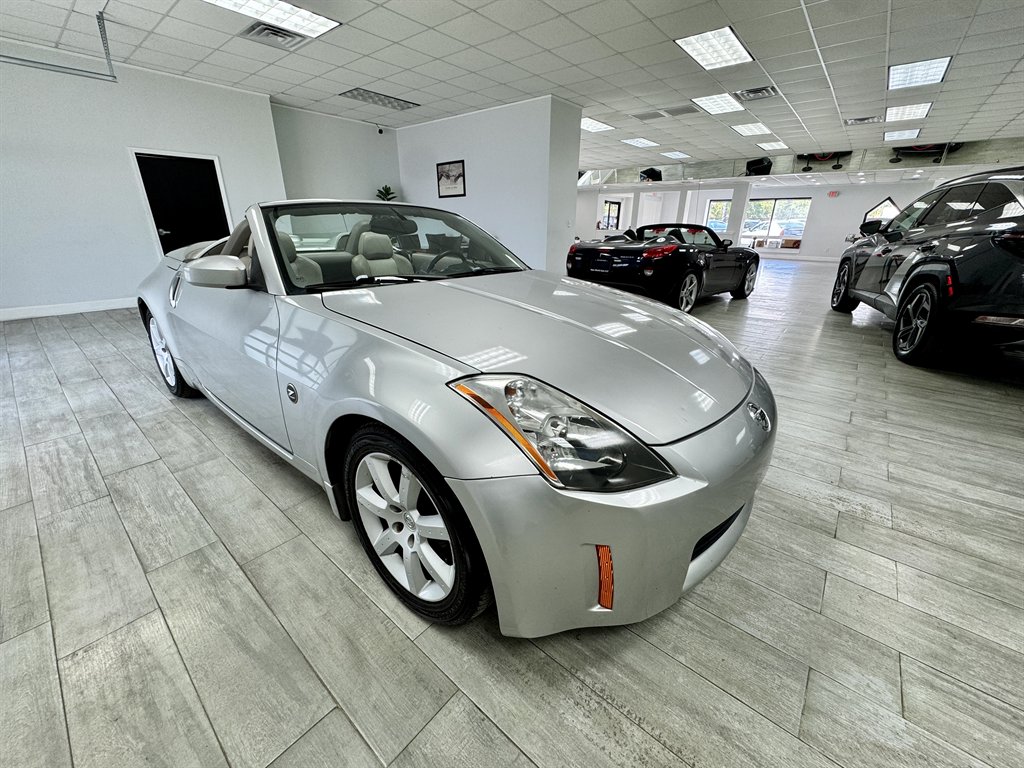 2004 Nissan 350Z Enthusiast photo