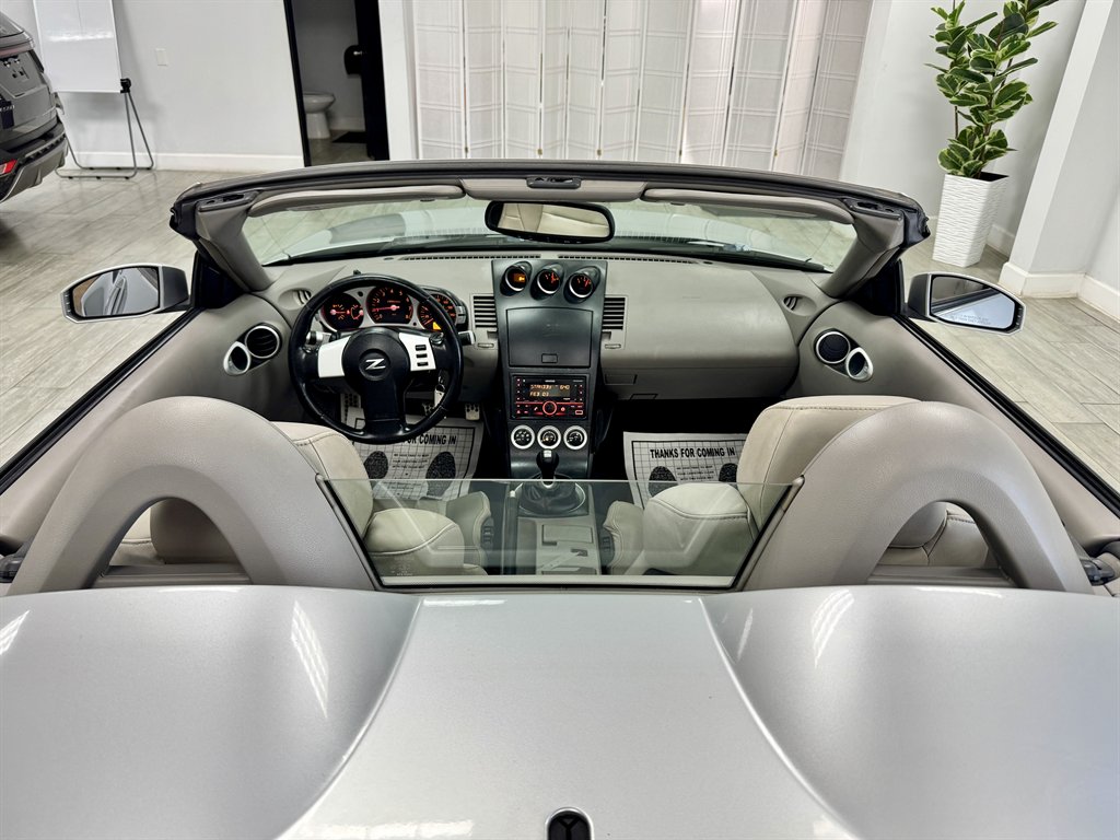 2004 Nissan 350Z Enthusiast photo
