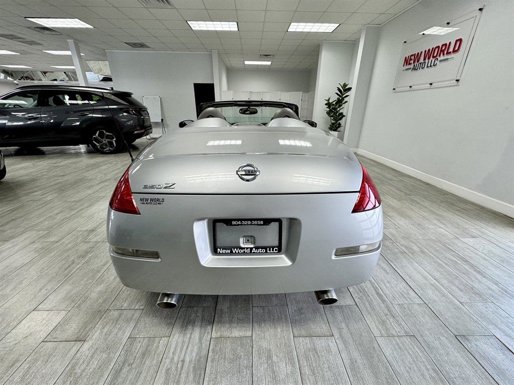 2004 Nissan 350Z Enthusiast photo