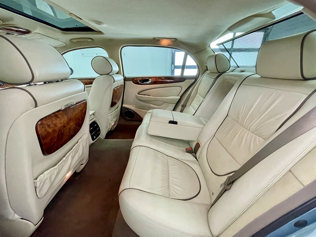 2005 Jaguar XJ-Series Vanden Plas photo