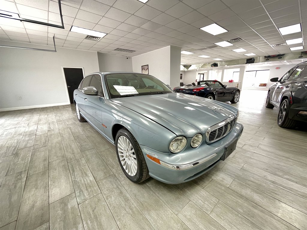 2005 Jaguar XJ-Series Vanden Plas photo
