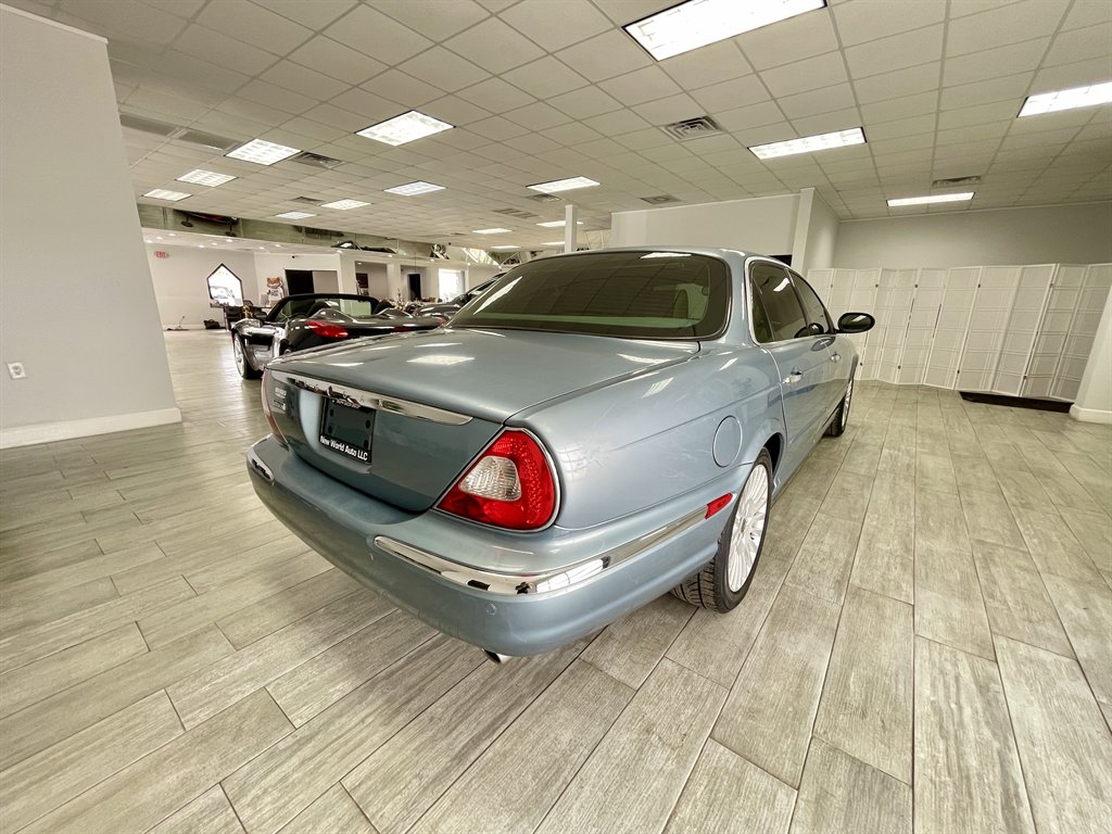 2005 Jaguar XJ-Series Vanden Plas photo