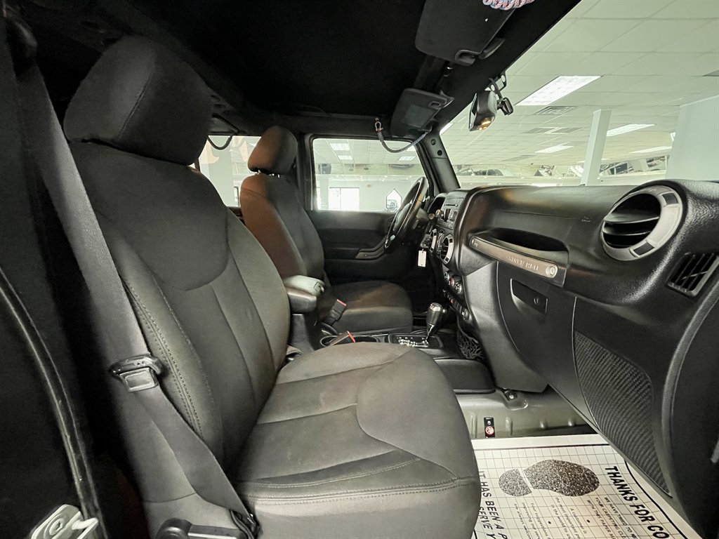 2016 Jeep Wrangler Unlimited Sport photo