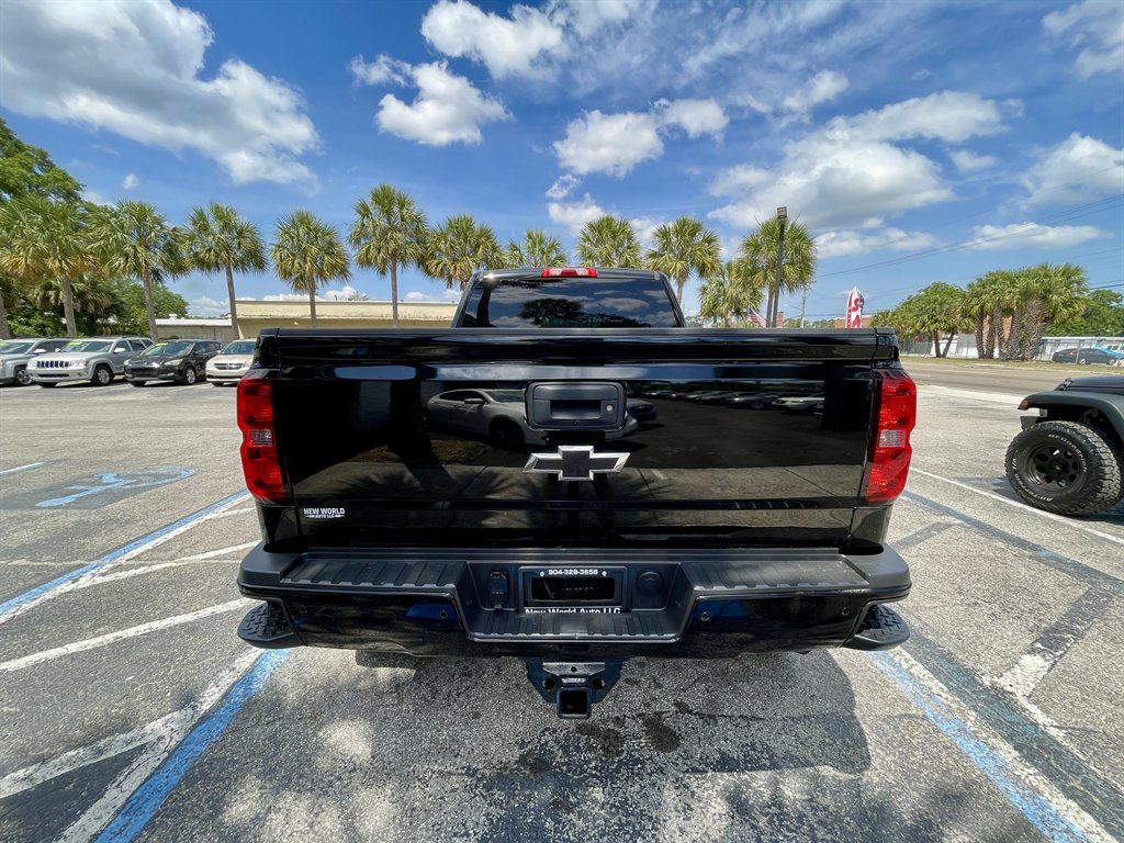 2016 Chevrolet Silverado 2500 LTZ photo