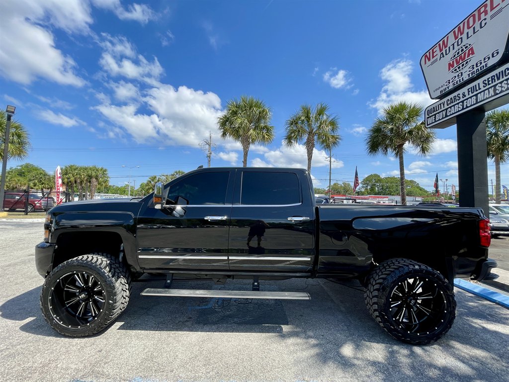 2016 Chevrolet Silverado 2500 LTZ photo