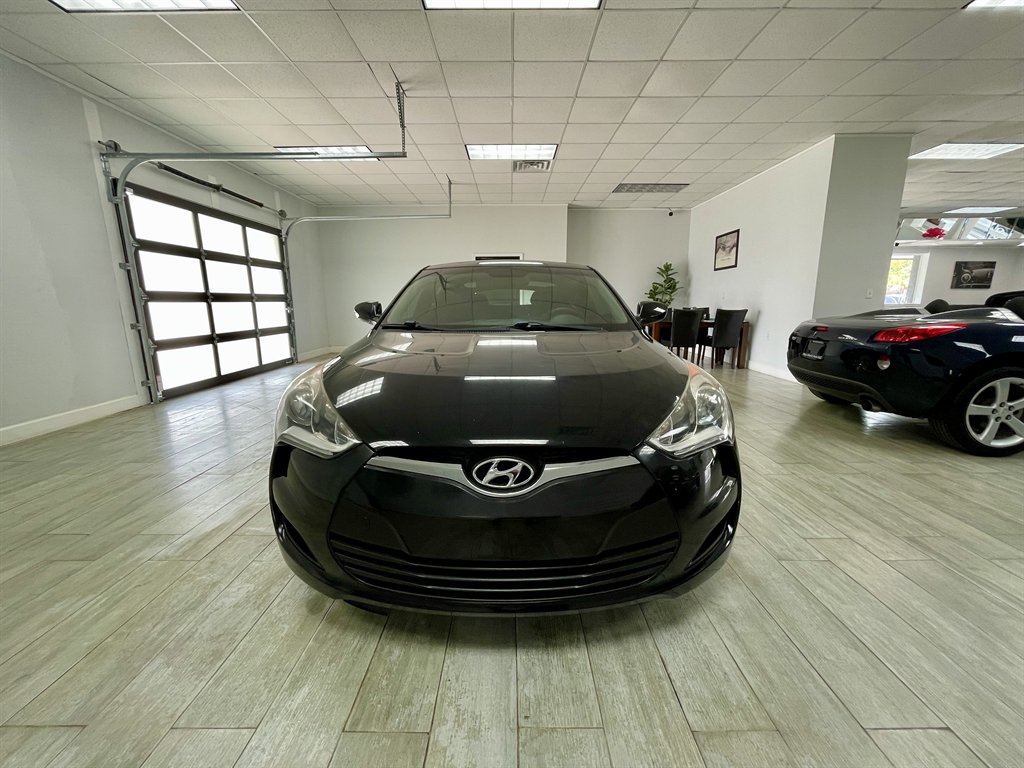 2016 Hyundai Veloster photo