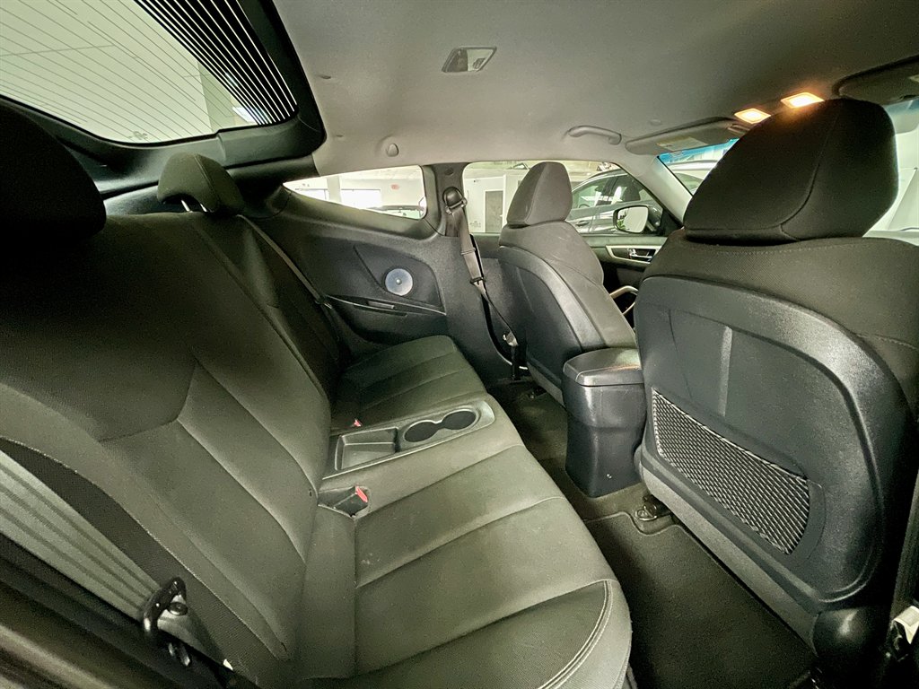2016 Hyundai Veloster photo
