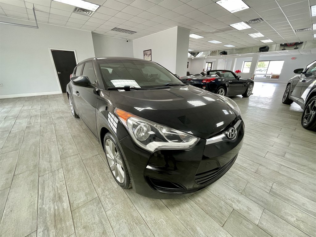2016 Hyundai Veloster photo