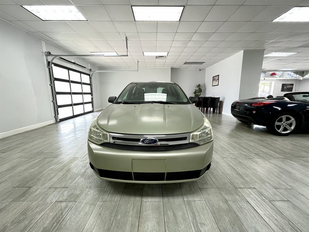 2008 Ford Focus S photo