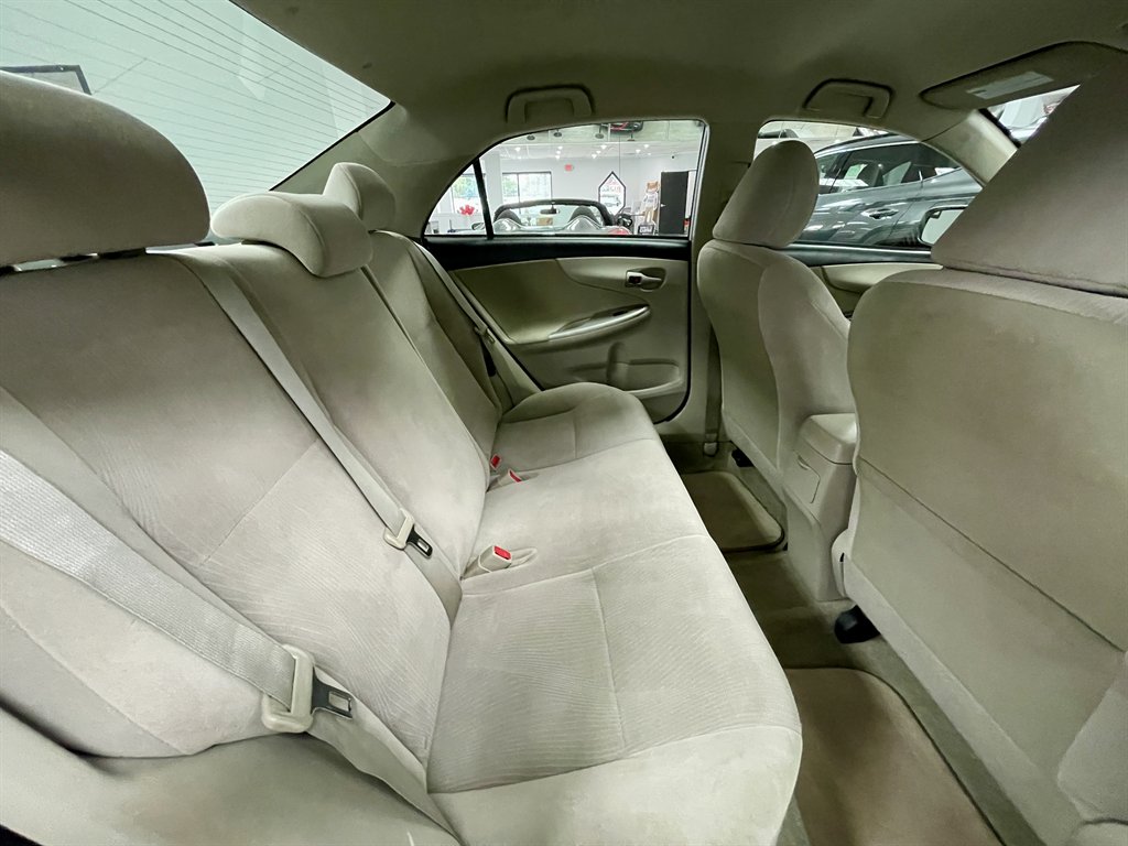 2011 Toyota Corolla photo