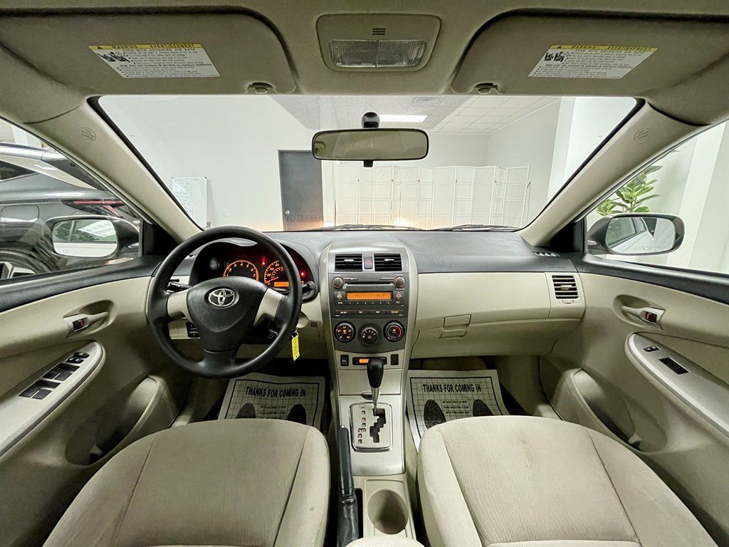 2011 Toyota Corolla photo