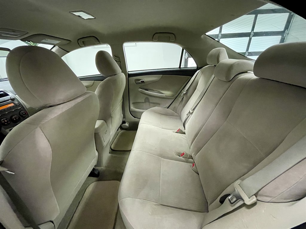 2011 Toyota Corolla photo