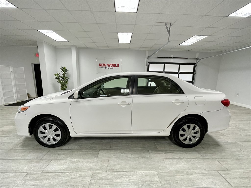2011 Toyota Corolla photo