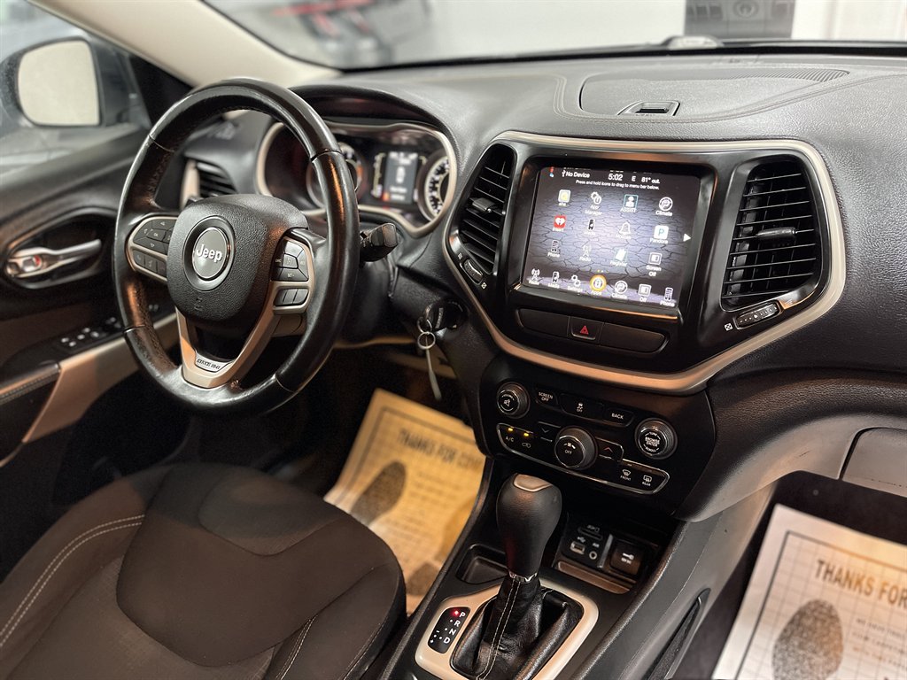 2017 Jeep Cherokee Latitude photo