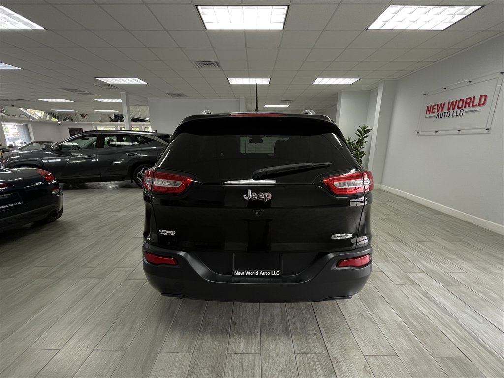 2017 Jeep Cherokee Latitude photo