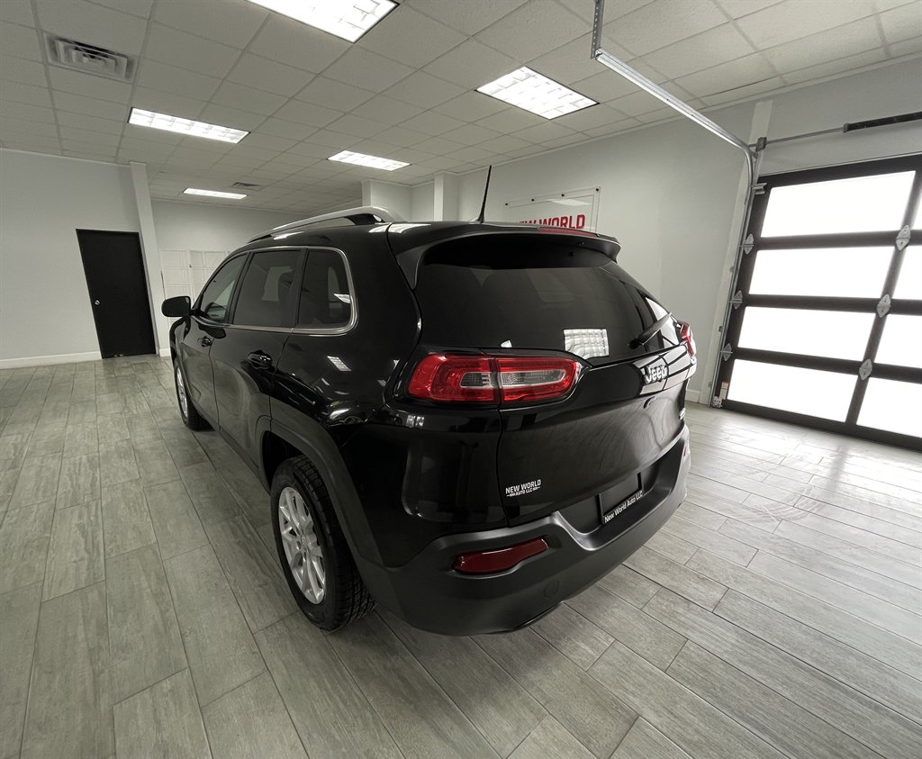 2017 Jeep Cherokee Latitude photo