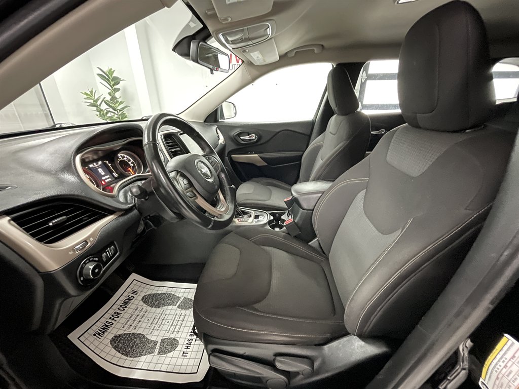 2017 Jeep Cherokee Latitude photo