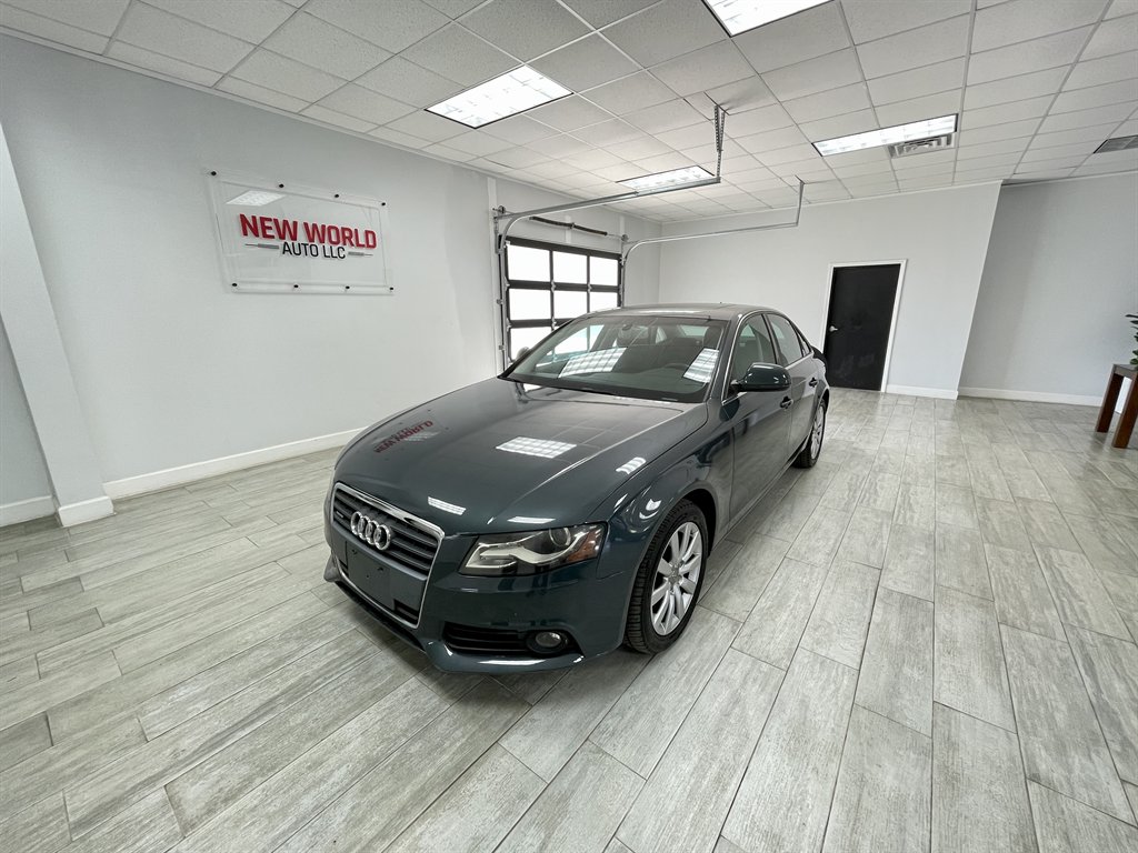 Gray 2009 Audi A4 2.0T quattro Premium Plus Sedan AWD Sedan All-Wheel Drive Automatic