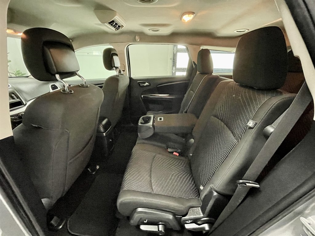2016 Dodge Journey - $5,998