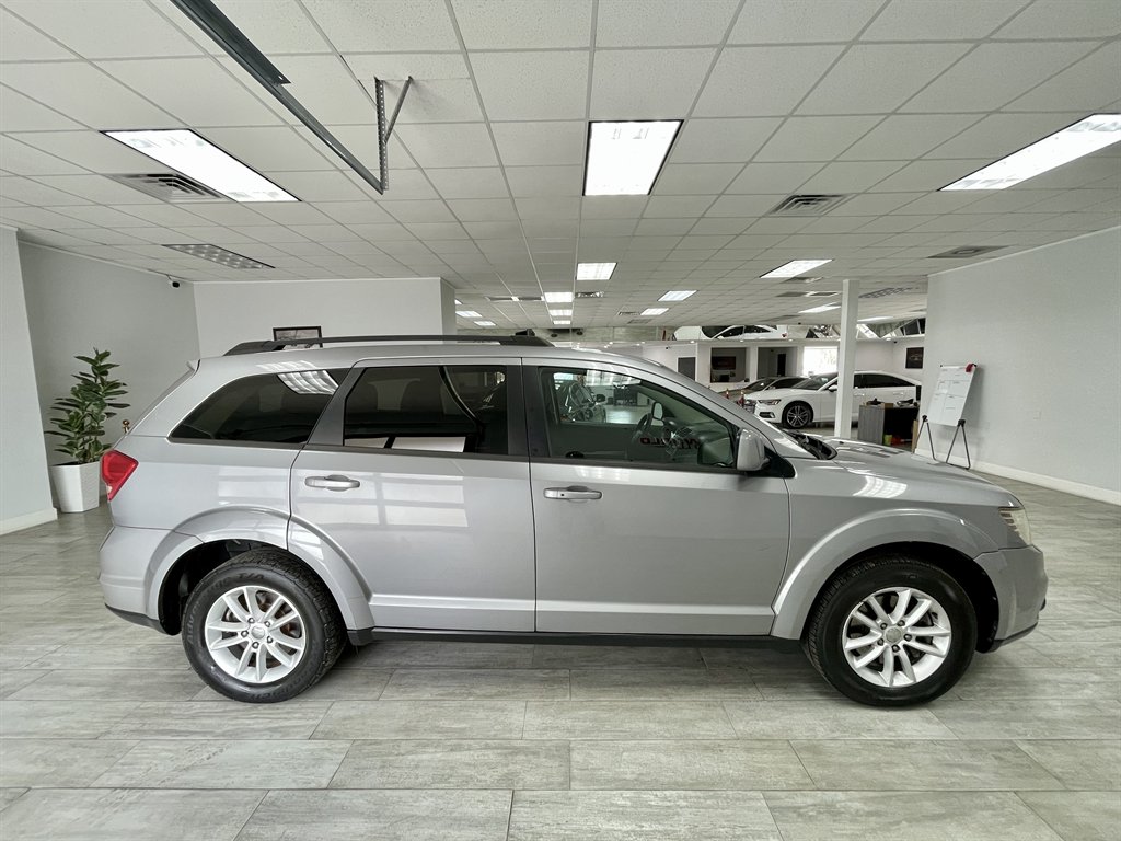 2016 Dodge Journey - $5,998