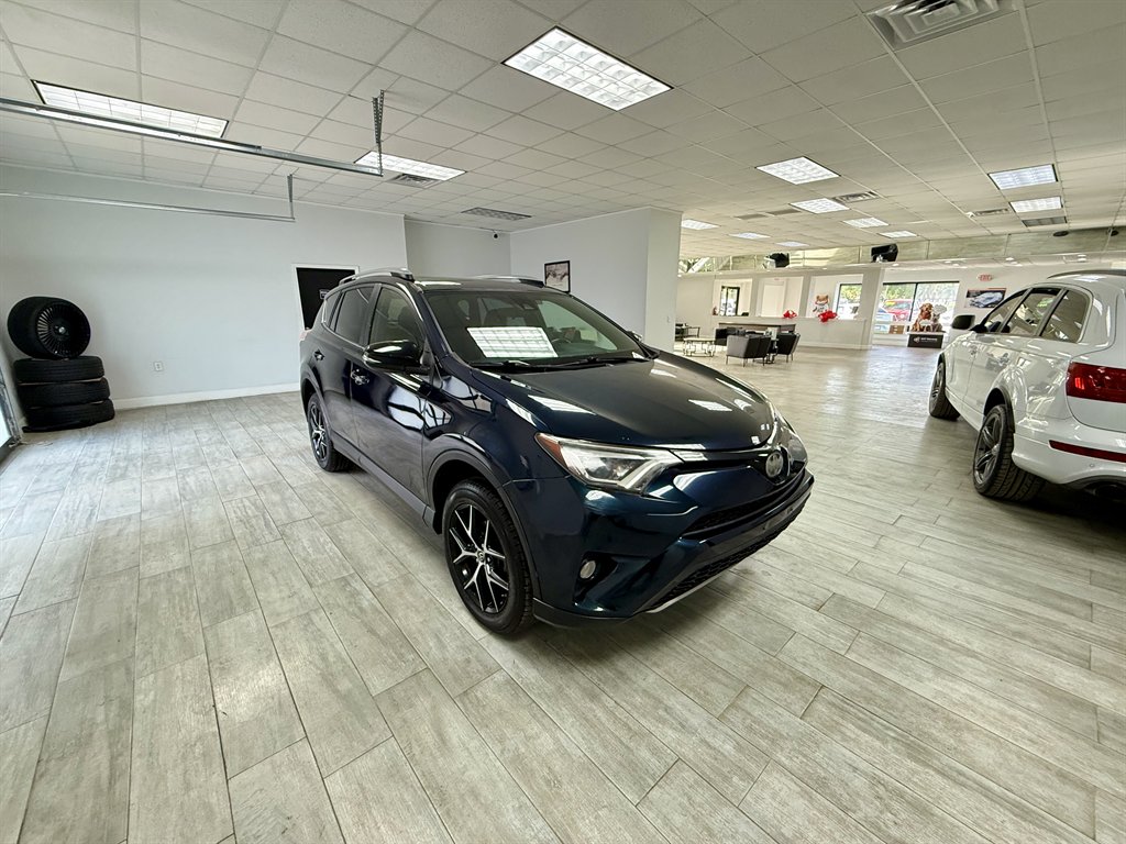 2017 Toyota RAV4 - $16,998