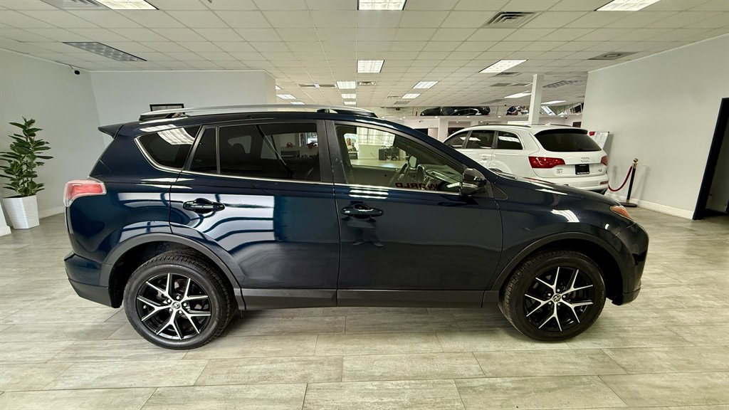 2017 Toyota RAV4 - $16,998