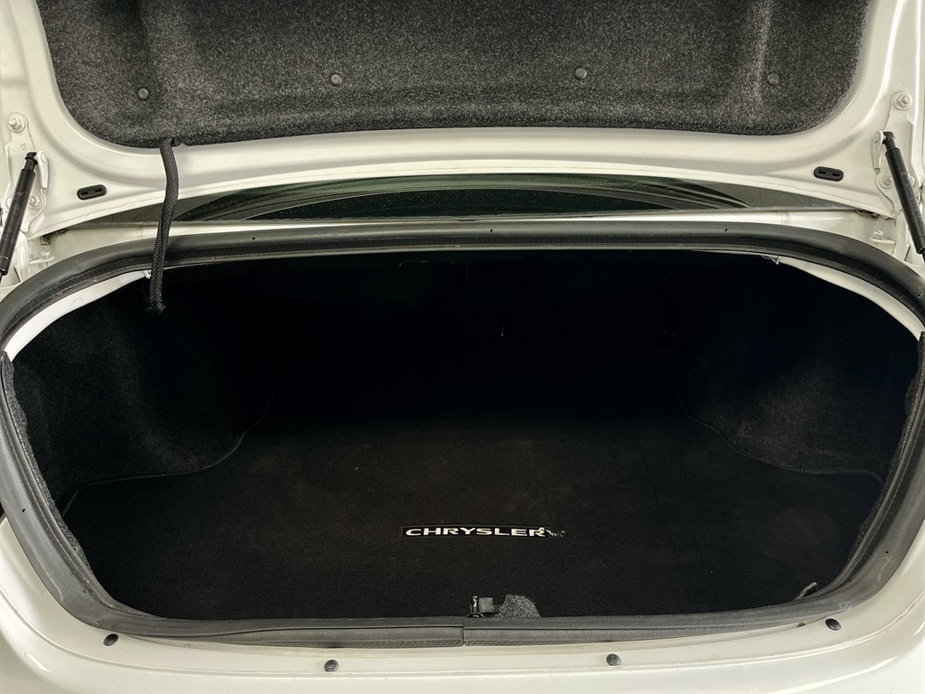 2012 Chrysler 200 - $5,998